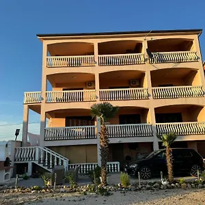  Apartament Bernarda 1